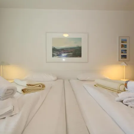 Haus-sylter-welle-014-wb *